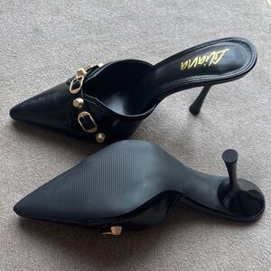 NIB Fashion Nova Black Mule Heels with Gold Accents | Size 9